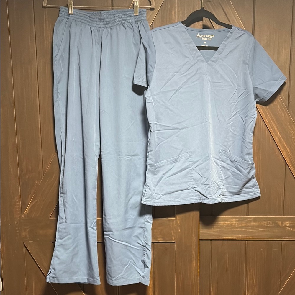 Blue Relaxed Fit Scrub Set for Comfort